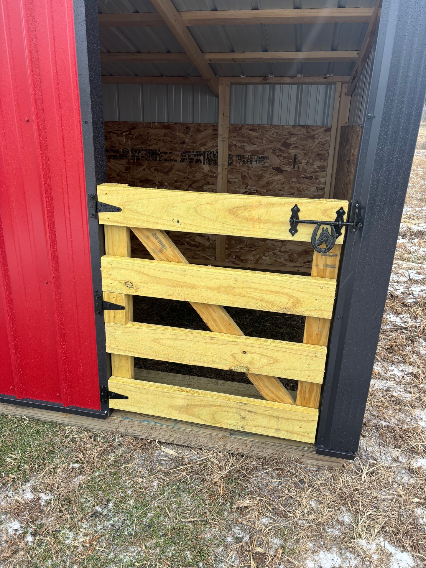 8 x 8 shelter with gate