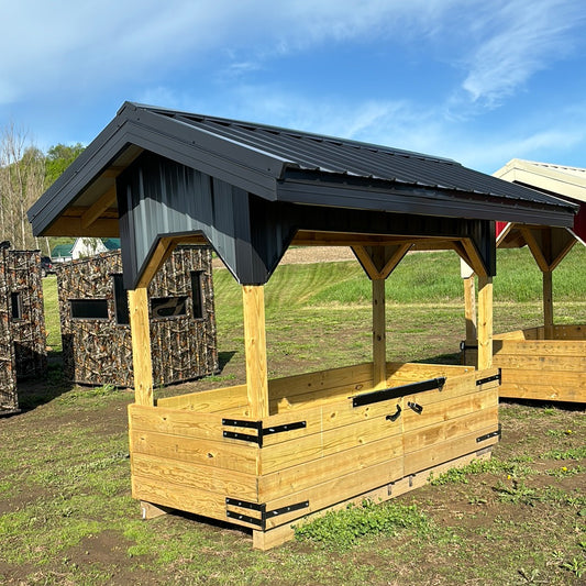 6’x 10’ Hay feeder charcoal gray with black trim