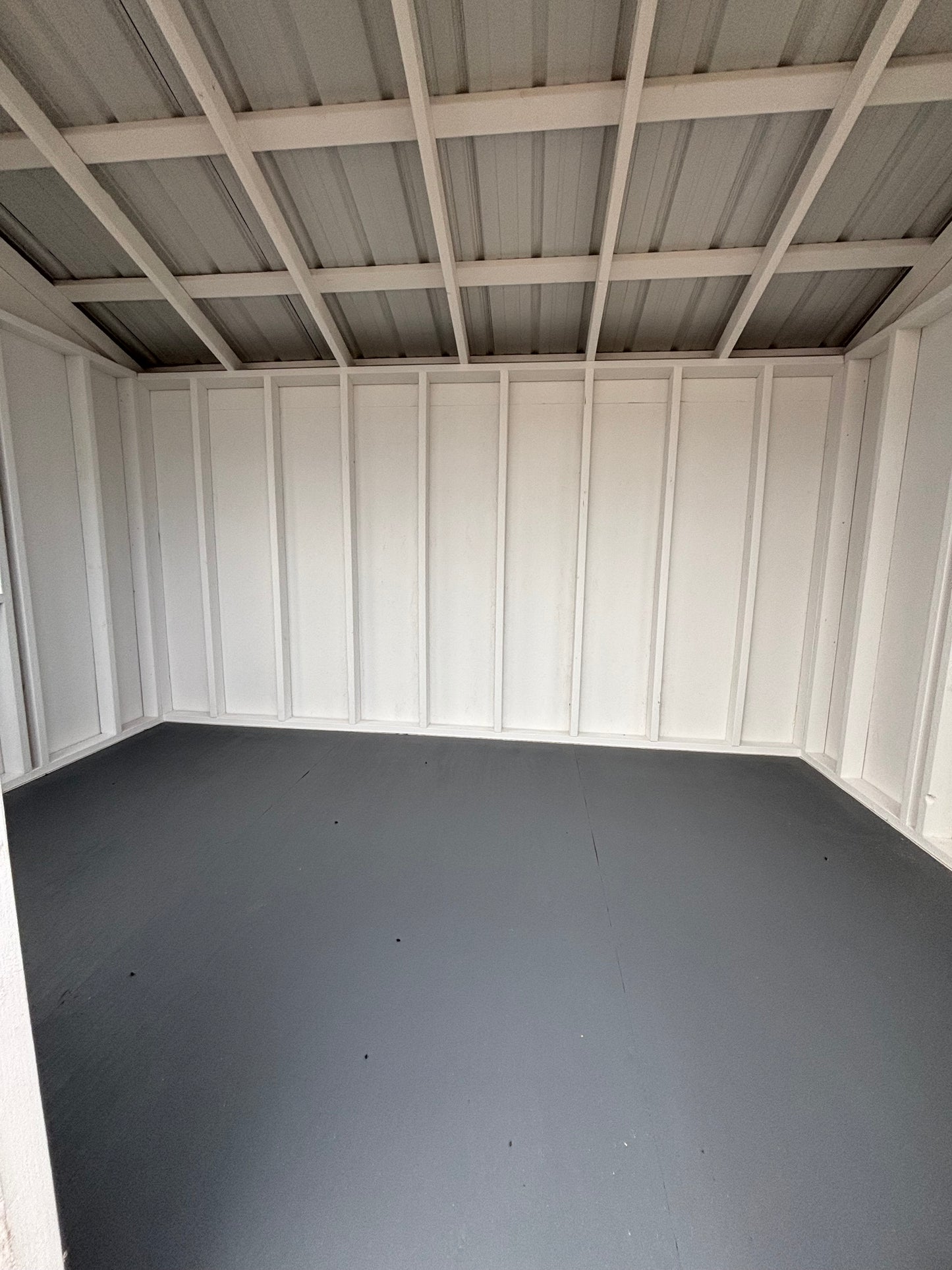 8’ x 12’ Modern backyard pod