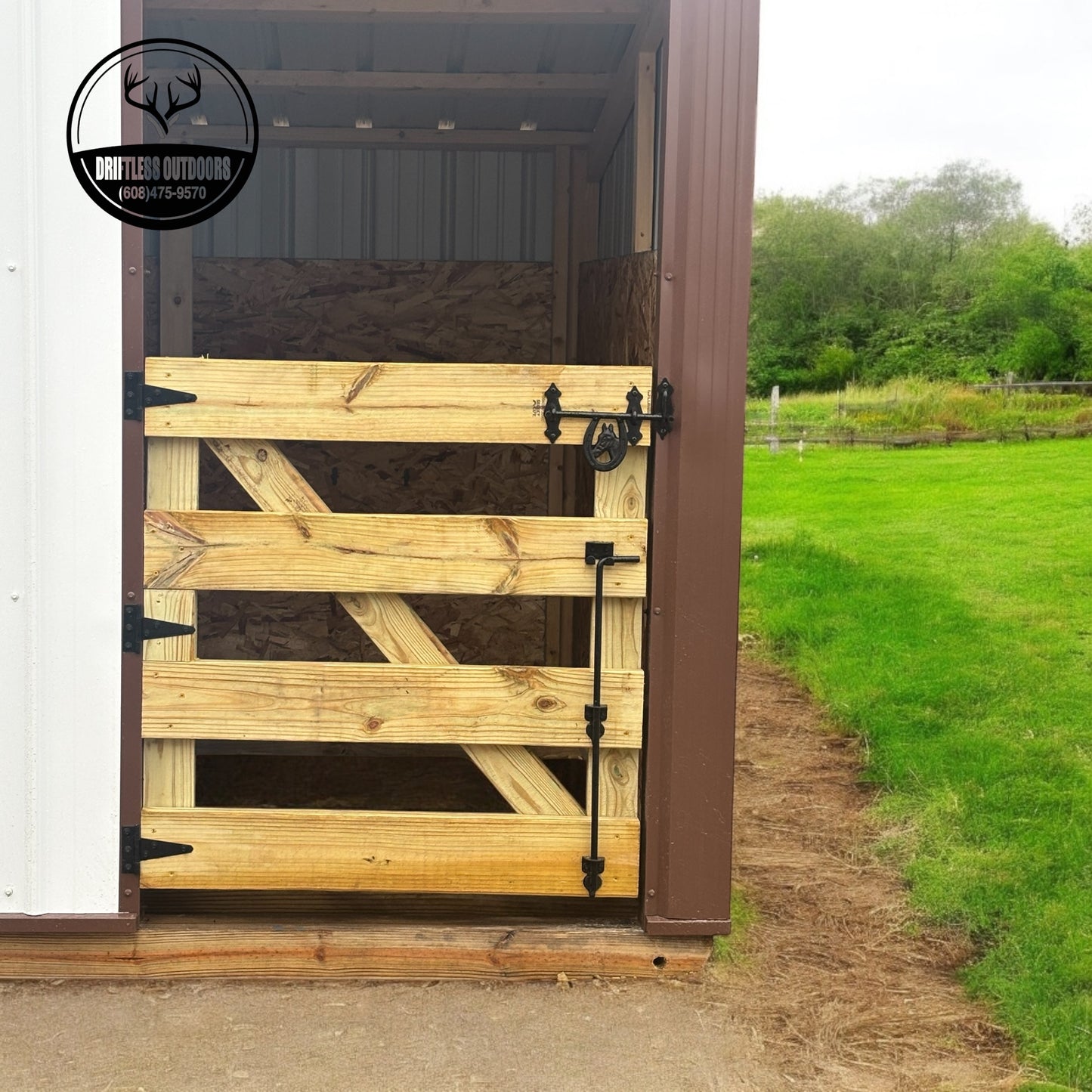 8’ x 8’ Shelter with gate