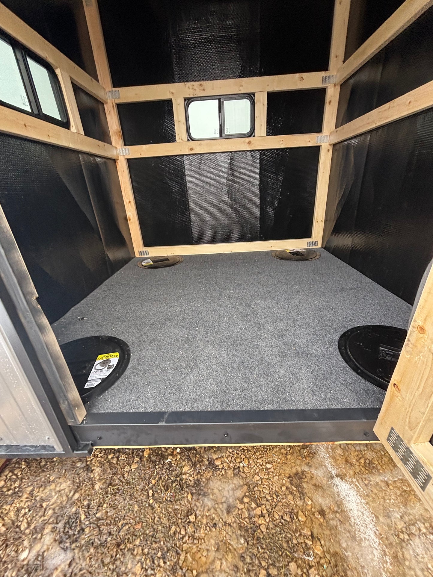 6 x 6 Ice house on skids SOLD