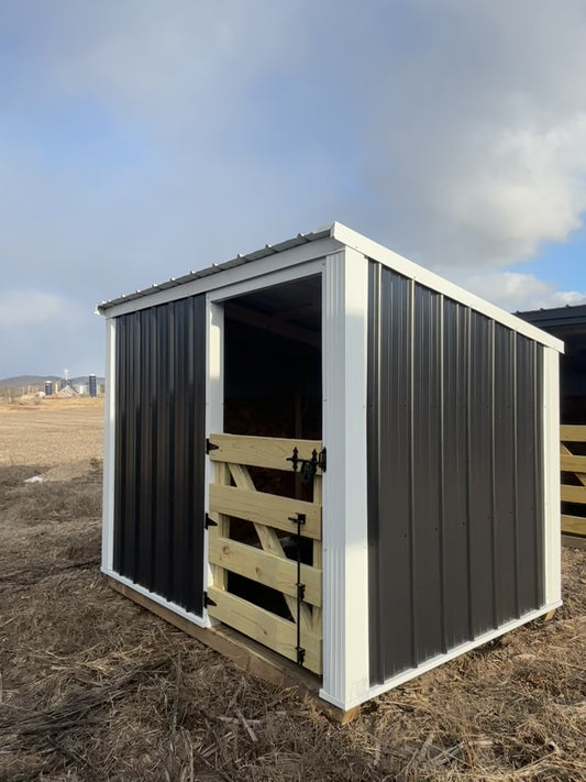 6x8 shelter with gate