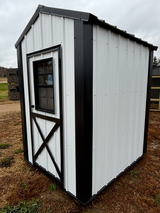 5’ x 6’ Country Coop in white and black. With wiring