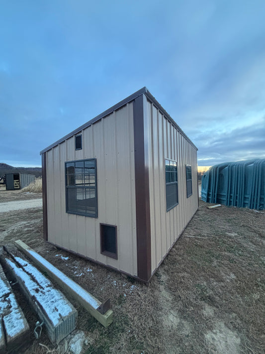 8’ x 16’ Country Vibe chicken coop