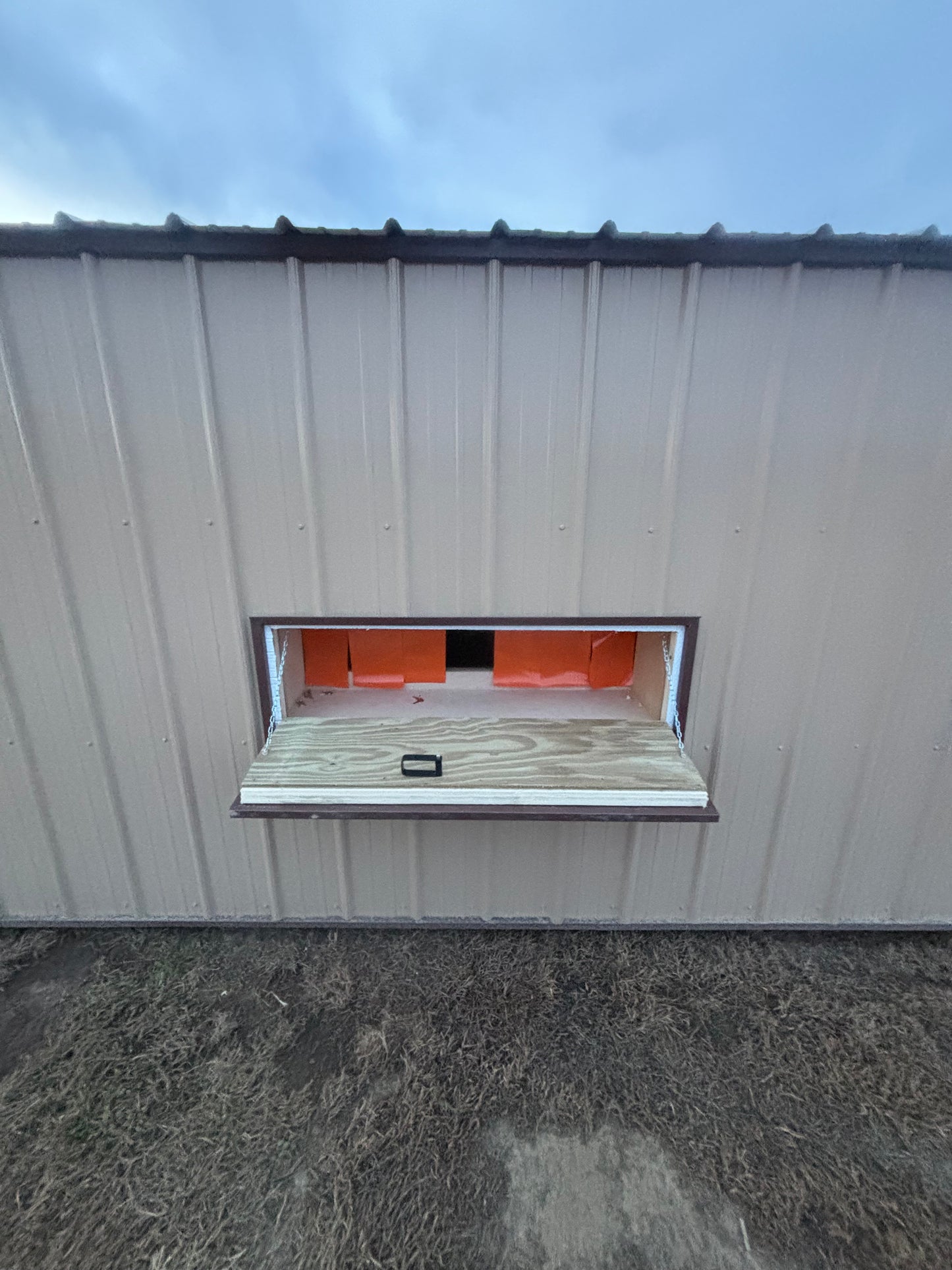 8’ x 16’ Country Vibe chicken coop