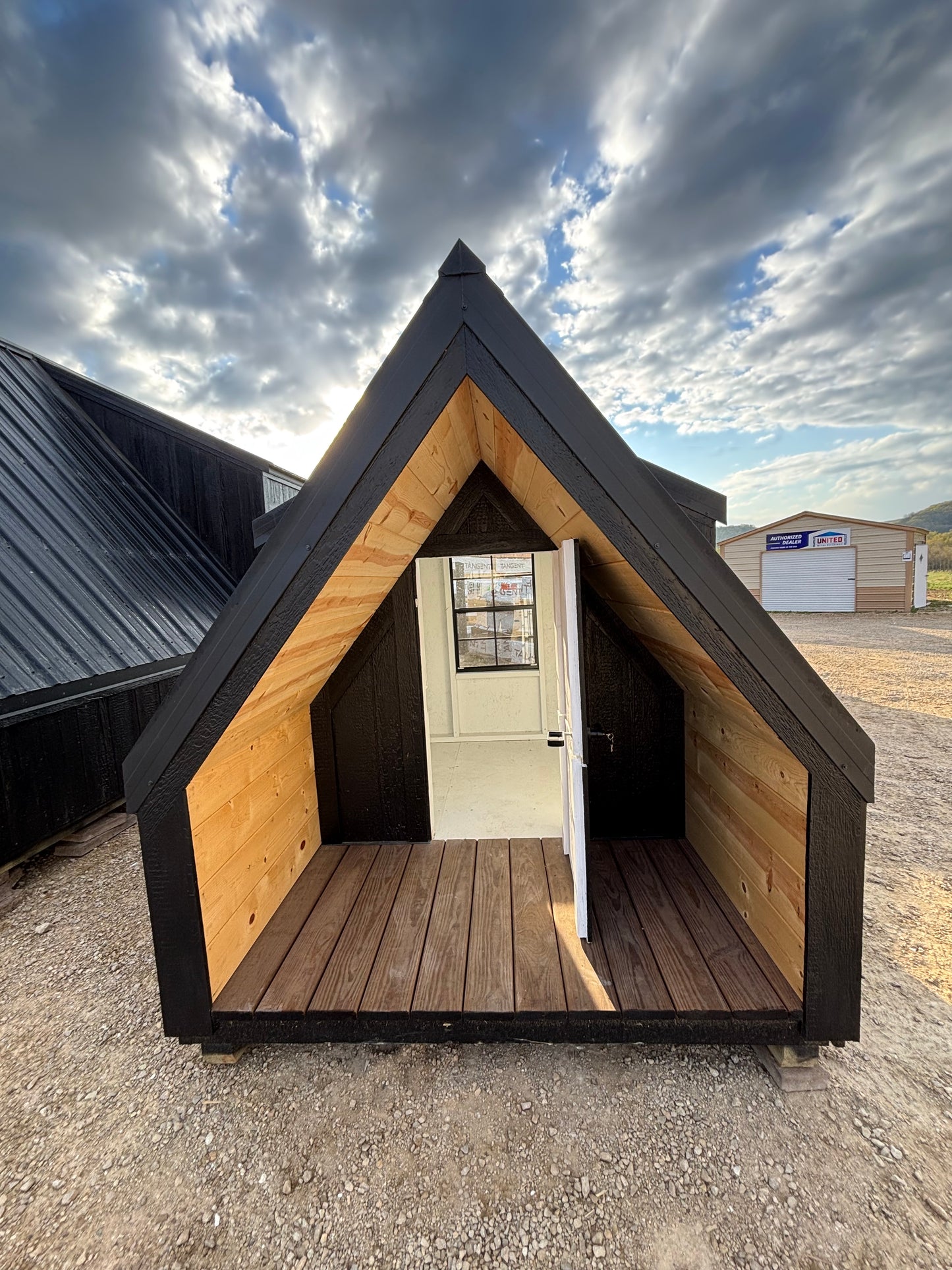 6x18 Modern Play House