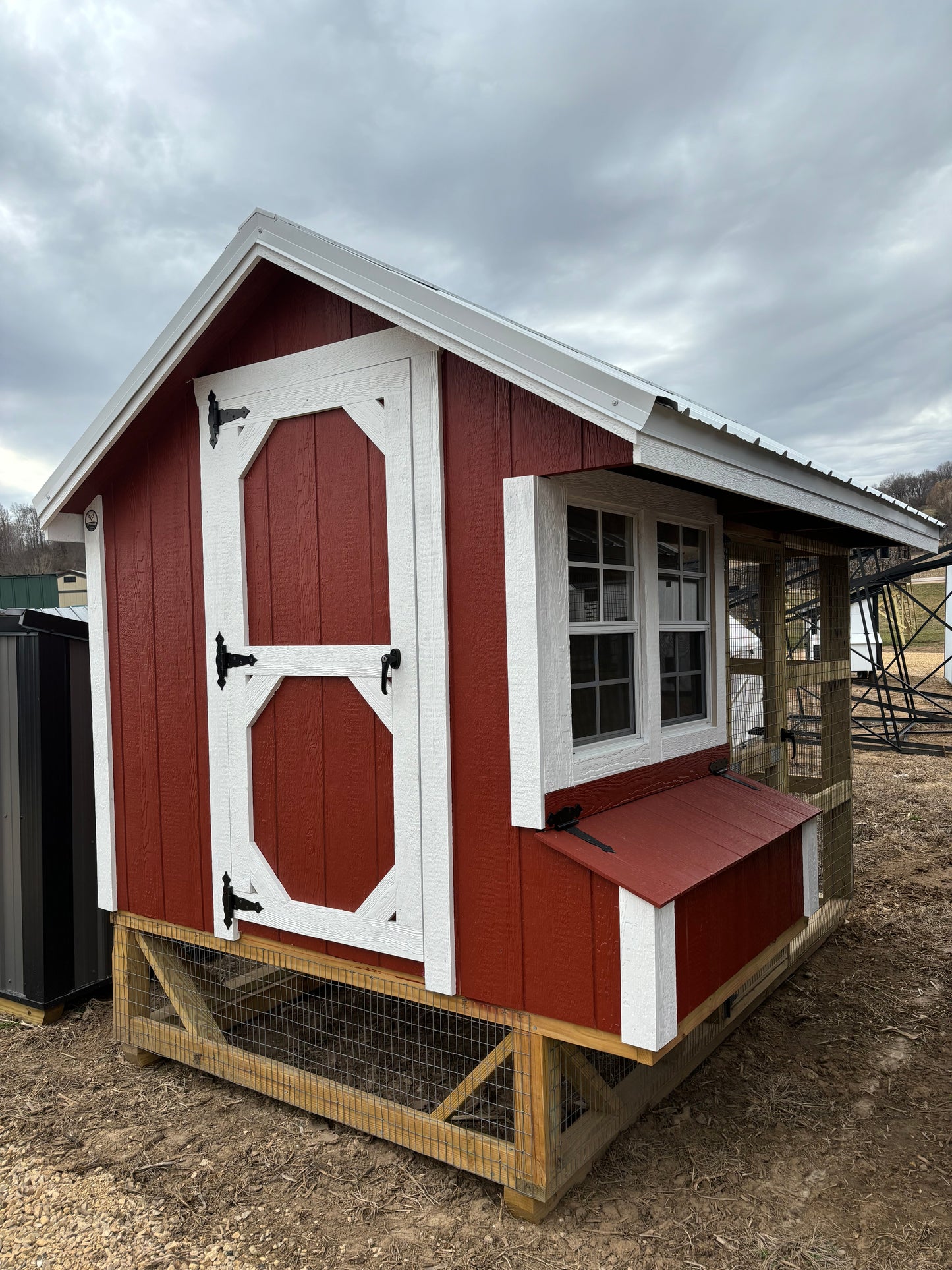 6 x 10 Country Lane chicken Coop