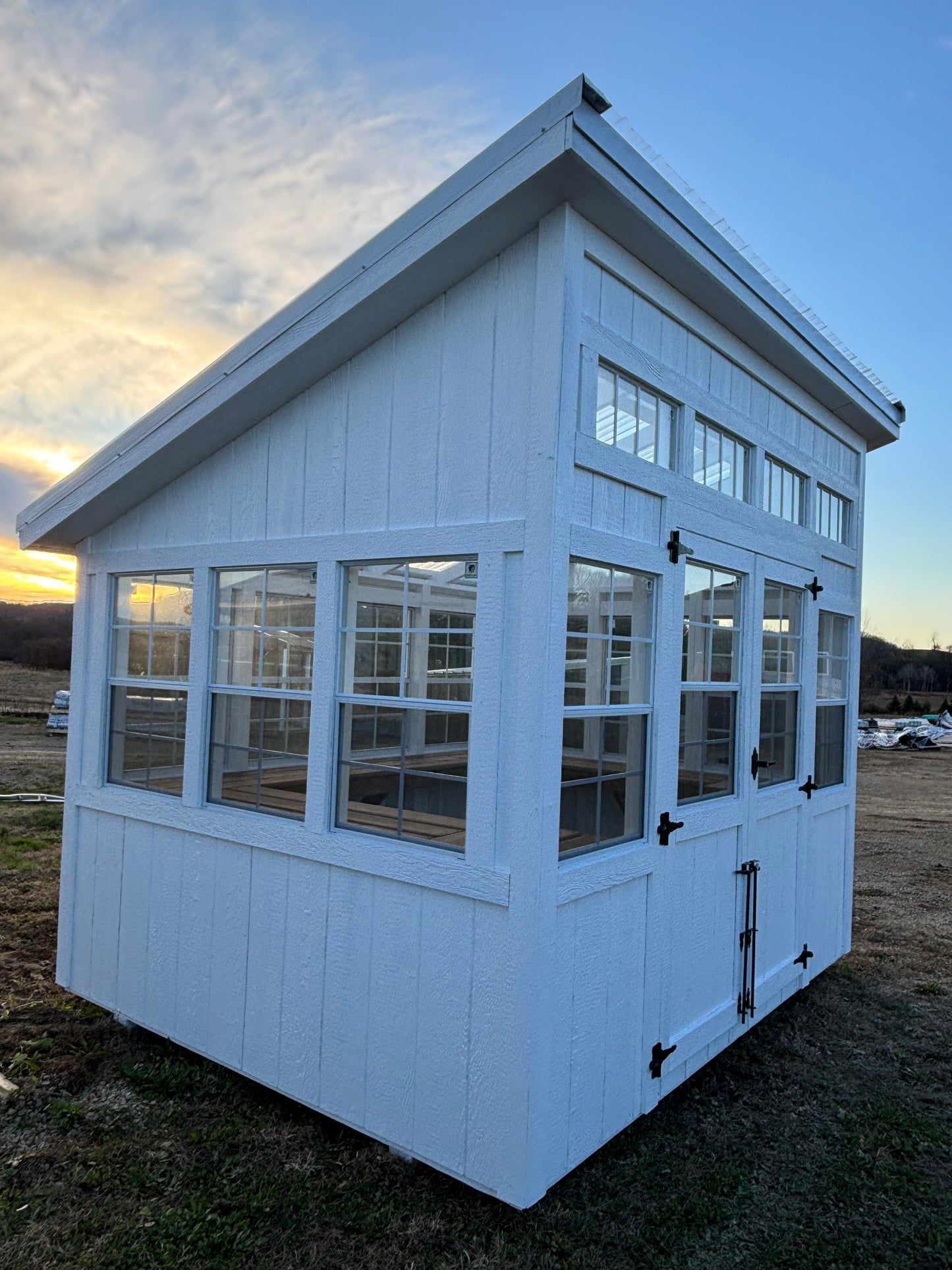 8’ x 10’ greenhouse in white