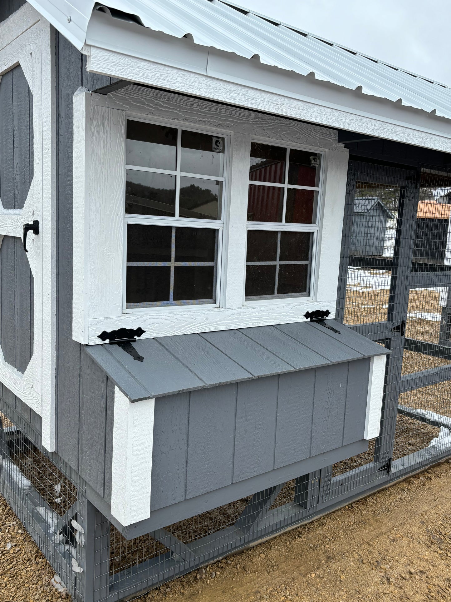 6 x 10 Country Lane chicken Coop